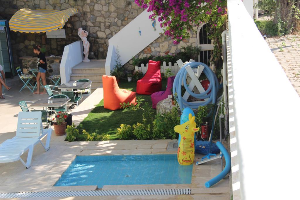 Kabasakal Hotel Cesme Exterior photo